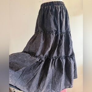 Zenana Outfitters Charcoal Tiered Maxi Skirt